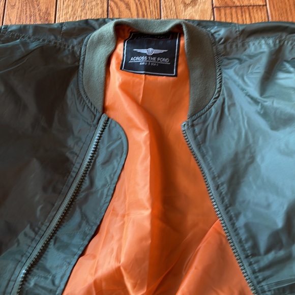 Lon NYC Bomber Jacket Small - Picture 4 of 4
